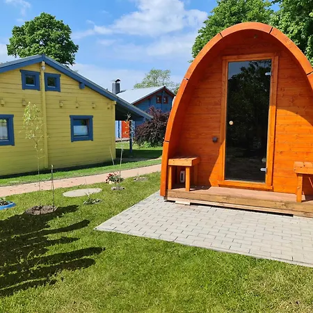 Ostsee-land-ferienhaus * Brusow